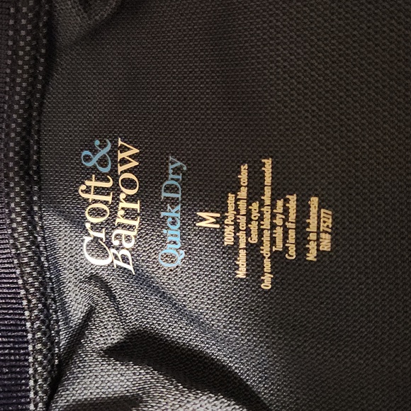2/$8 Men's Croft & Barrow Quick Dry shirt - Picture 3 of 3